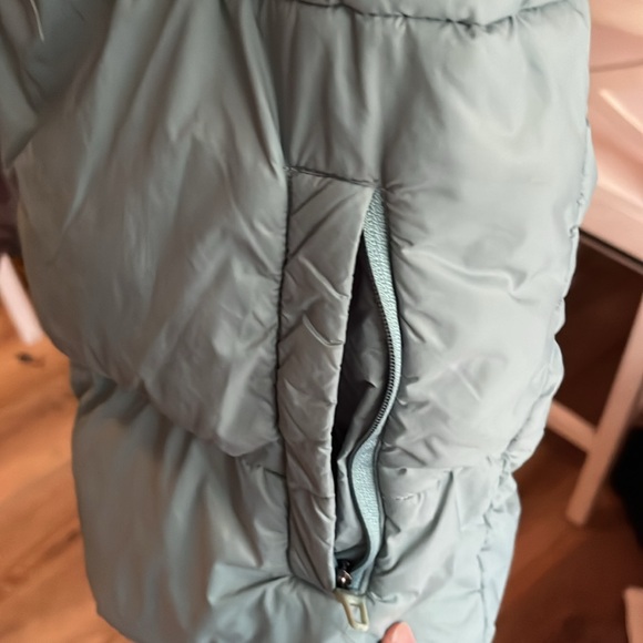 Green Puffer Vest - Picture 3 of 3